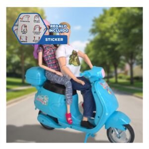 Esculturas Decorativas Pareja en Moto con Mochila y Casco Celeste para Casa Y+Regalo Sticker