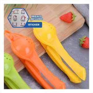 Triturador de Limon Plastico Amarillo para Bebidas Caseras y Cocina Y+Regalo Sticker