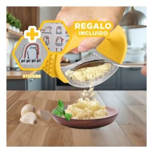 Triturador de Cocina con Mango Amarillo y Plateado de Plastico para Uso Diario Y+Regalo Sticker